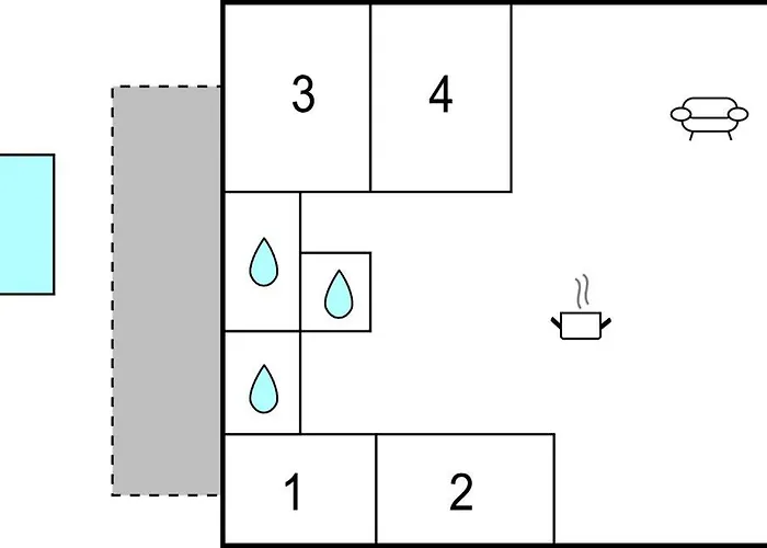 4 Bedroom Awesome In בית נופש פריבלאקה